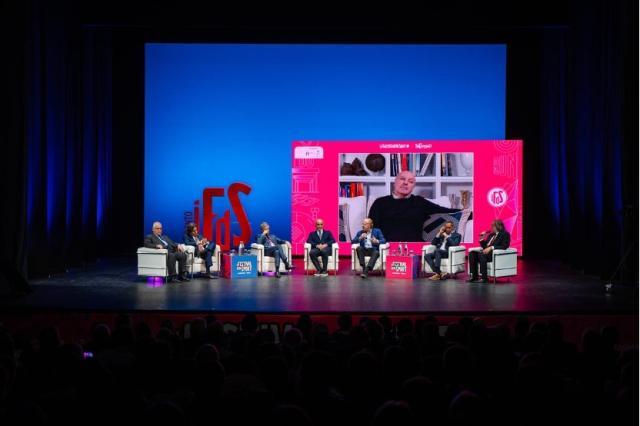 开云下载-意甲高管吐槽大会：球员被惯坏了？新球场还有戏吗？