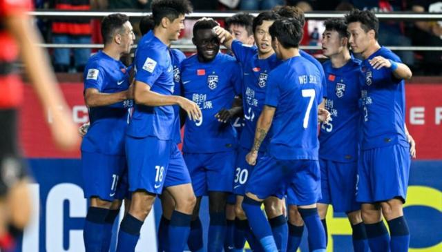 开云-【亚冠】阿齐兹破门谢鹏飞染红 浦项3比1三镇