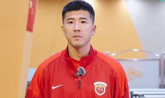 开云注册网址-新赛季转战B队，李圣龙：希望把经验传授给年轻队员