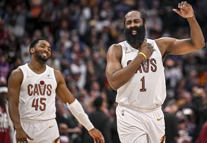 开云注册网址-拒绝18分大逆转！米切尔轰31+7+4，哈登23投21分，骑士争3不如保4